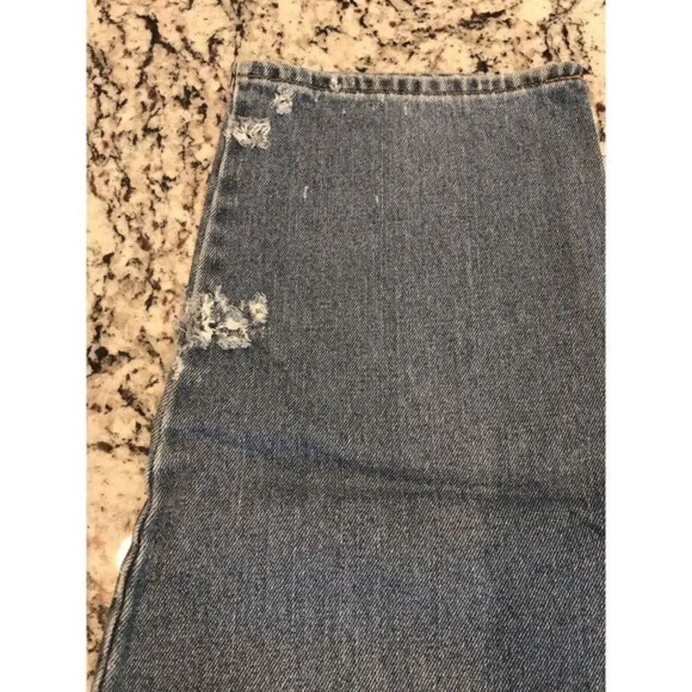 Vintage Levi's 560 Comfort Loose Fit 37x33 (tag 38x34) Distressed Tapered‎ Leg